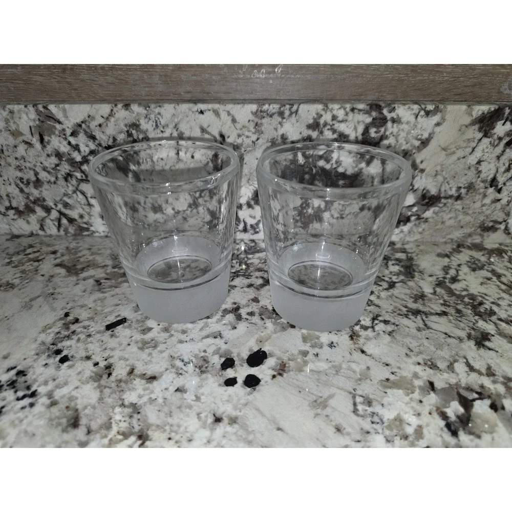 Vera Wang Wedgwood Double Old Fashioned Heavy Glasses Frosted Bottom Set of 2
